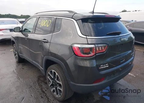 2018 Jeep Compass Limited 4X4 z USA, uszkodzony, nr VIN 3C4NJDCB6JT162792